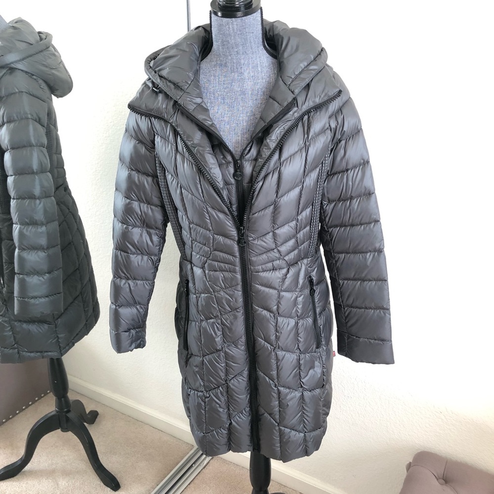 Bernardo Double Puffer Quilted Walker Coat - Picture 3 of 15